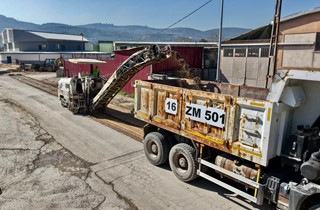 Gemlik’te Yollara Asfalt ve Taş Parke
